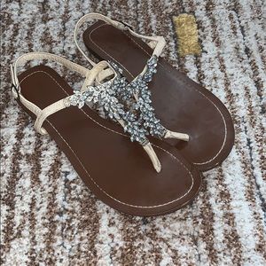 Sandals with gems